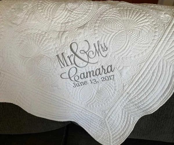 Luxury Designer Decor Blanket Name Monogrammed Personzed Wedding Customized Keepsake Bridal Shower Gift Initials Heirloom Quilt Decoration r 13