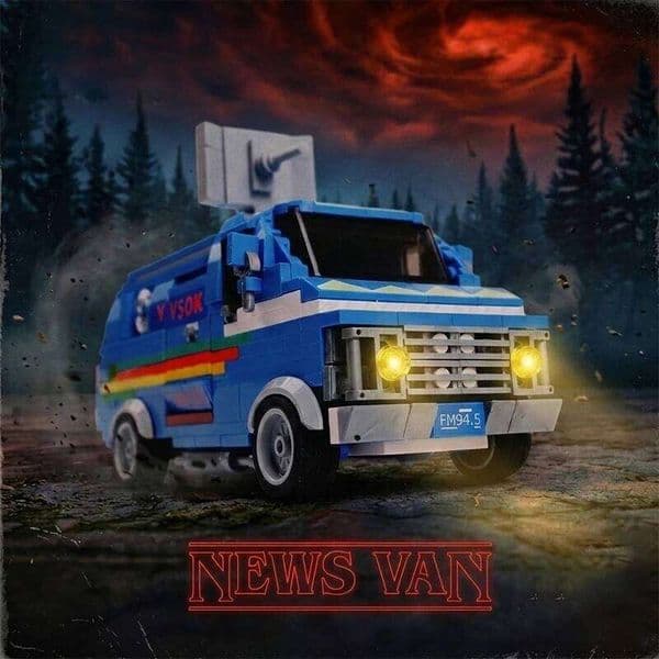 Vintage 80s TV Sci-Fi Vehicle Building Blocks Toys Car Strange Van Mystery Town Bricks Model Collectible Gifts for Adult Kids