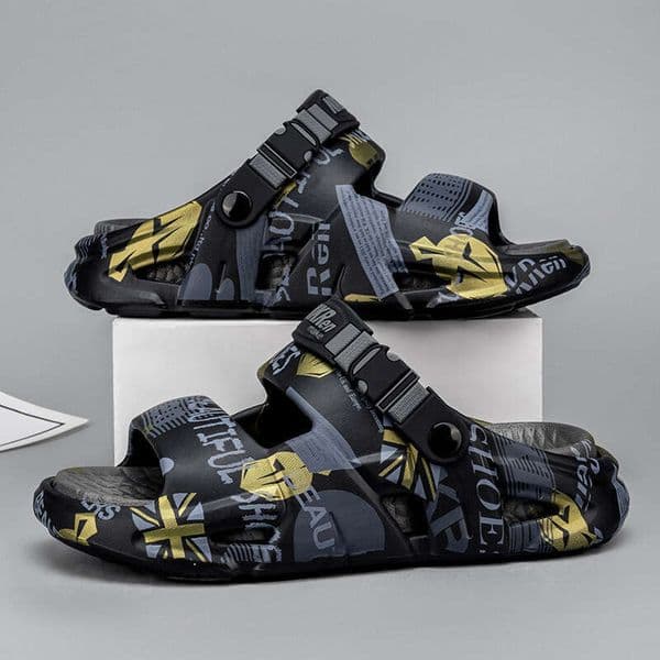 Spring Summer Slippers Can Be Worn Outdoors, Are Slip-Resistant Odor-Resistant, Suitable For Both Indoor And Outdoor Use, Large Size Men's Sandals
