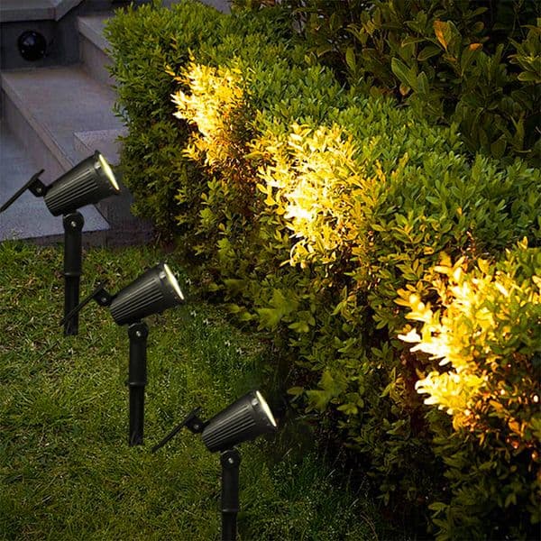 9LEDs Solar Spotlights Outdoor Light Control Waterproof Floor Mounted Lawn Lampfor LandscapeCourtyardGardenTree Decoration 260508