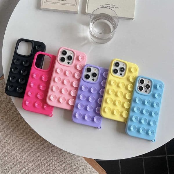 Applicable to iPhone 17/16 Pro creative silicone suction cup case 13 soft shell case 17 mobile phone case C260515