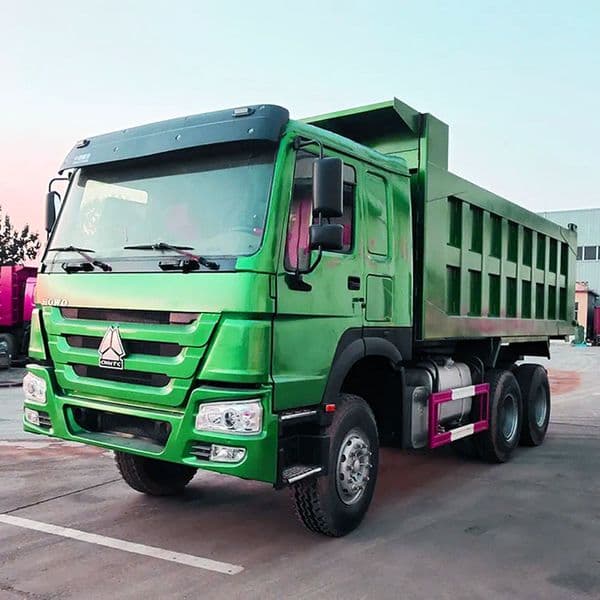 Sinotruk Howo 6x4 Drive Classic Dump Truck, Bulk Agricultural Crops Transport Tipper, 10 Wheels Rear Tipper