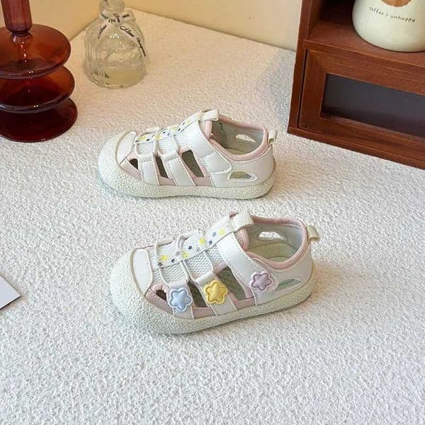Girls Casual Walking Toes Capped Soft Sole Little Kids Sandals Shoes Non-slip 2025 Summer New Children Princess Flats Stars CuteJ260515
