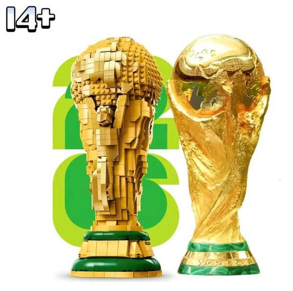 New 2842pcs Golden Football Champion Trophy Souvenir Cup Trophy 43020 Desktop Decor Building Block Toy For Birthday GiftJ260515