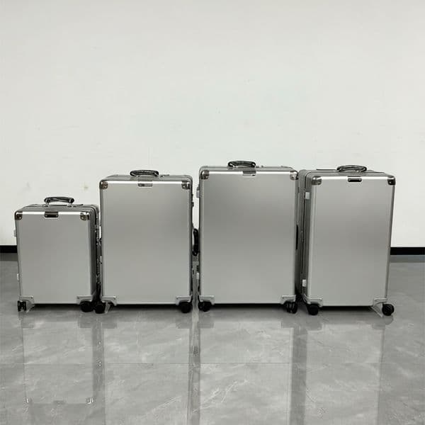 Aluminium Suitcase Designer Luggage with wheels Luxury Boxes Trolley Case Travel Bag Classic Suitcases Boarding Case Password Box