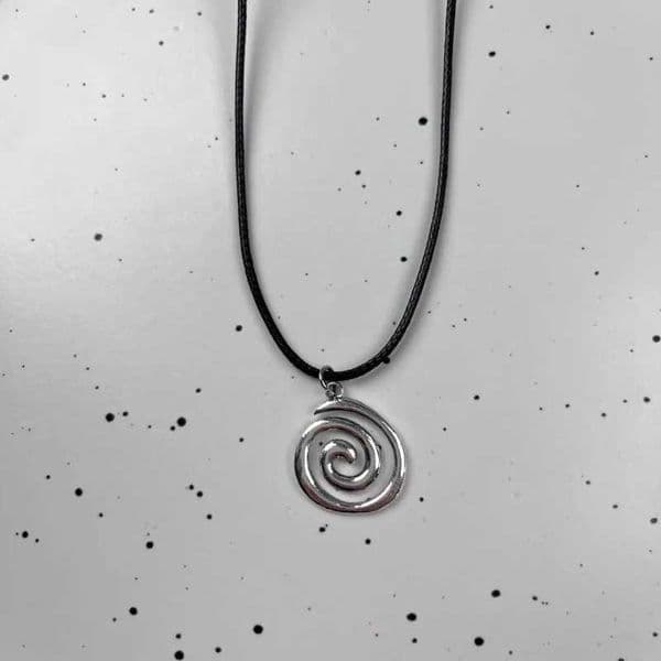 Vintage Spiral Vortex Pendant Necklace Hand-woven Leather Rope Necklace for Women Boho Goth Necklace Fashion 2023 Y2K Jewelry C260515