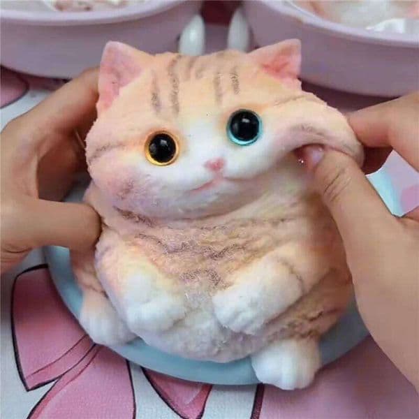 Cute Kawaii Cat Squishy Soft Silicone Stress Squeeze Toy Anxiety Relief Buddy for Kids Adults Desk Decor Gift W260516
