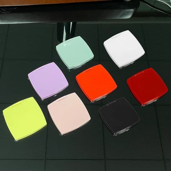 Luxury Designer room Decor Dopamine Color Classic Folding Double Side Portable Hd Make-Up Magnifying Mirror With Flannelette Pouch For VIP C 3