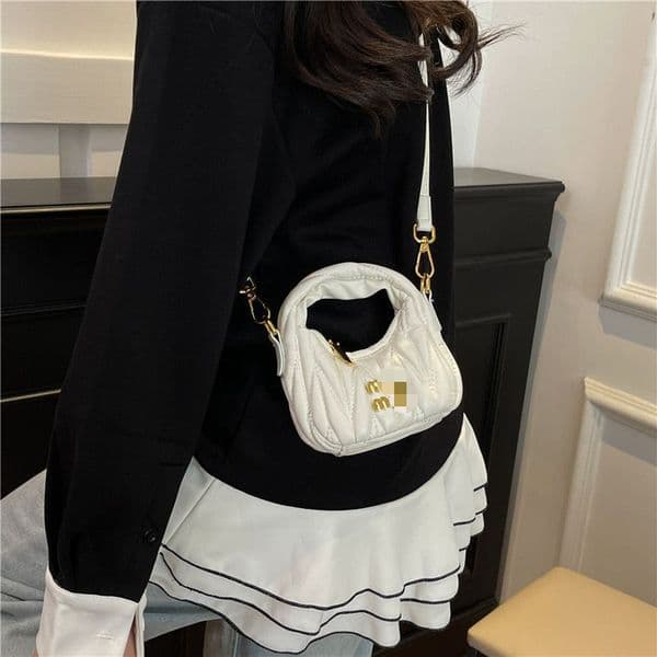 Mini Ruched Small 2025 New Crescent Shoulder Cloud Crossbody Bag Fashionable High-end Versatile Handbag for Women