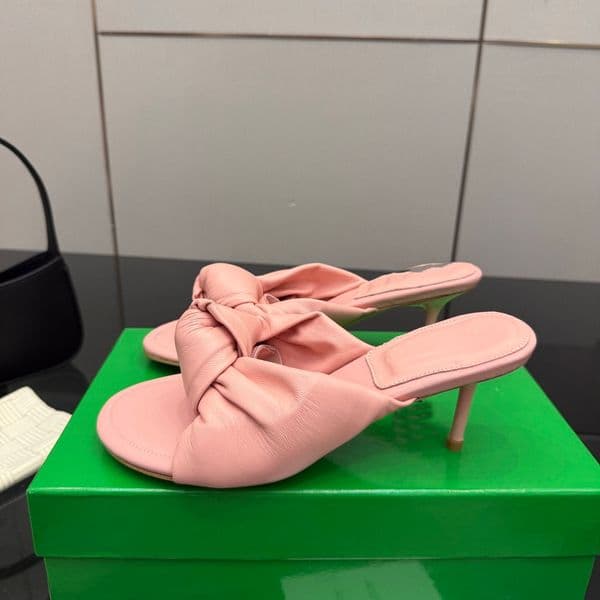 Designer Cherry Heel Sandals B Weaving slippers V Fashion Mule Sandals Thick Soles Womens Sexy Shoes Luxury Slides sd3d3
