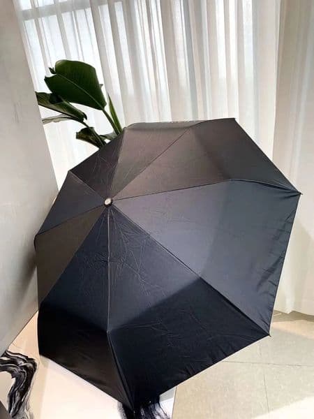 Luxury Designer Decor C Classic 3 room Fold Full-Automatic Black Umbrella 2020 Latest Style Parasol With Gift Box And Leather Bag For VIP Cl 4