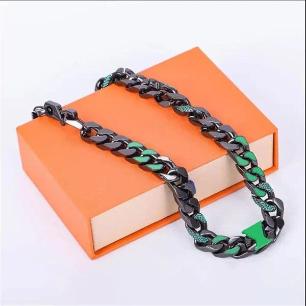 Titanium Steel Designer Bracelet Chain with Diamonds Hip Hop Unisex Bracelets Personality Chains Fashion Jewelry Supply Have Box