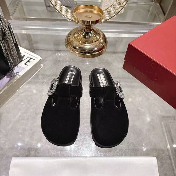 Designer Shoes New Water Diamond Lazy Boken Shoes Women s Casual Shoes Genuine Leather Round Head Thick Bottom One Step Stepping Baotou Half Slippers