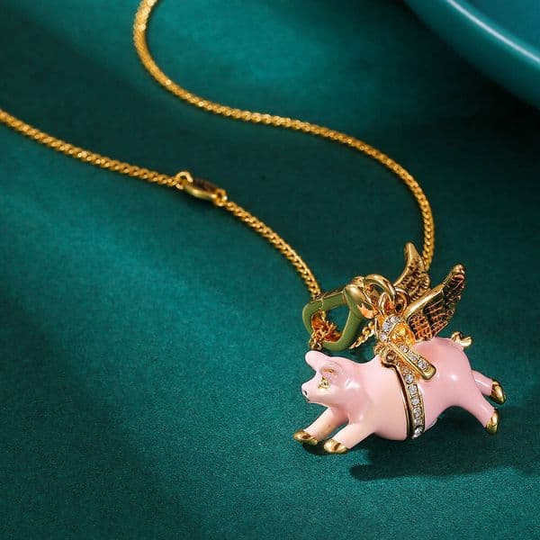 Juicy Couturely Fashionable and cute enamel-painted pink openable flying pig pendant necklace, Juicy zodiac piggy accessory for women