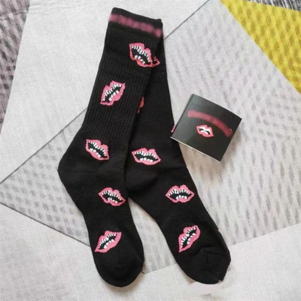 Chromelys Mes Designer Socks for Autumn and Winter Warmth Mens Womens Long white socks Personalized Embroidery Designers Sports socks