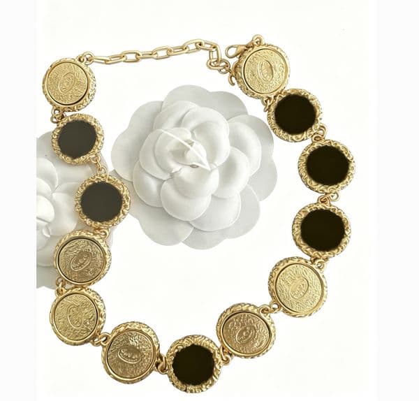 Retro Texture Metal Necklace Beautiful Gift Box Set Jewelry Decor Practical Party Gift Elegant Beauty Present For Daily Dating Festival Party Gifting Choice