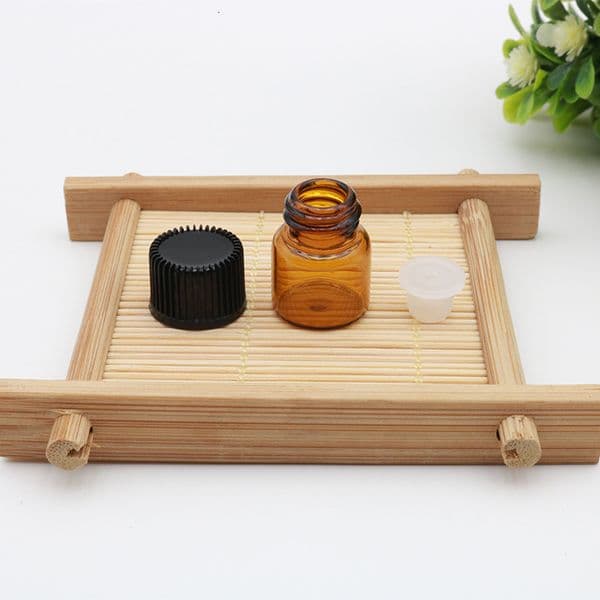 wholesale 1ML Mini Amber Essential Oil Glass Empty Bottle Screw Black Cap 1CC Brown Sample Vial Small Perfume Bottle Travel Size