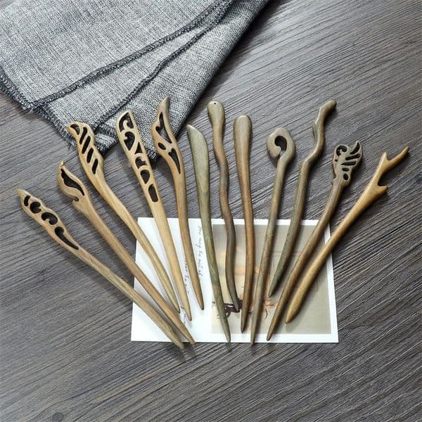 12 Styles Chinese Vintage Hairpins Green Sandalwood Ethnic Hair Stick Girls High Quality Hairstyles Accessories Gift 260518