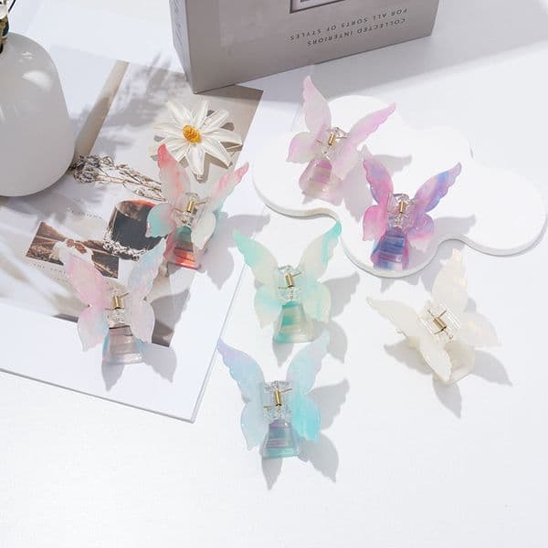 Iridescence Elegance: Small Butterfly-Shaped Side Parting Hair Accessory