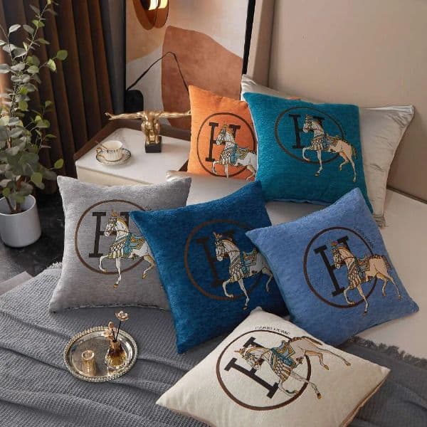 45x45 Colorful Creative Horse Chenille Large Waist Pillow Business Gift Souvenir Decorative Throw Pillow for Bedside Living Room Sofa Bed Car Cushion