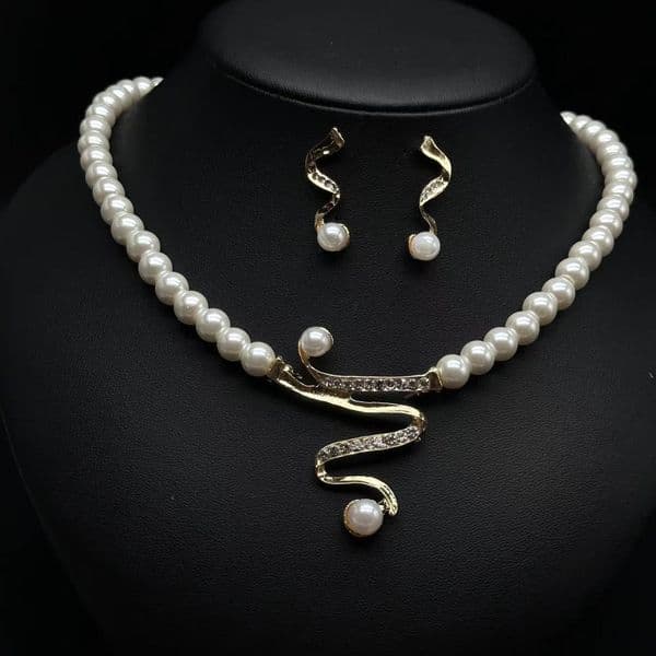 High Qualitybest-selling necklace and earring set, deep V clavicle pearl pendant, Wish hot-selling set
