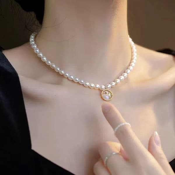 High Quality Vintage Pearl Necklace for Women Cat's Eye Stone Star Pendant Niche Design 2025 New Clavicle Neck Chain