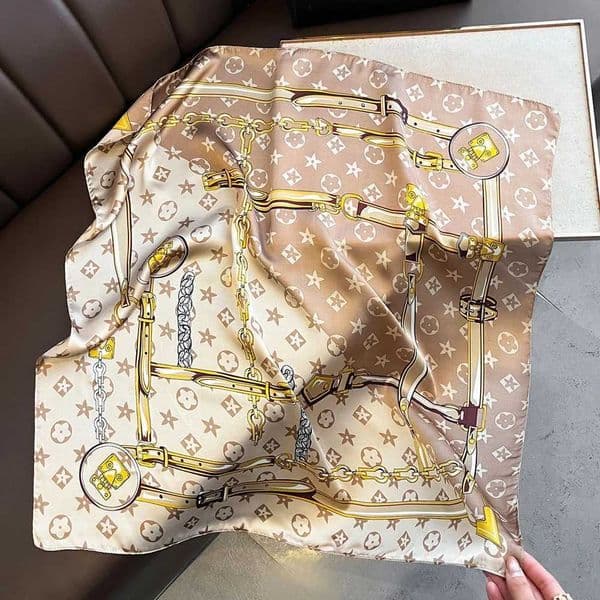 New Hot Sale Fashion 70X70cm Printed Square Scarf Silk Scarf Shawl Headband Neck Luxury Design Sun Protection Bandana L260518