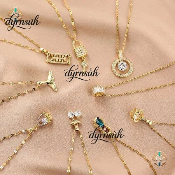 Internet celebrity titanium stainless steel exquisite diamond-encrusted fish tail key, Douyin necklace, peanut crown zircon, cherry collar chain