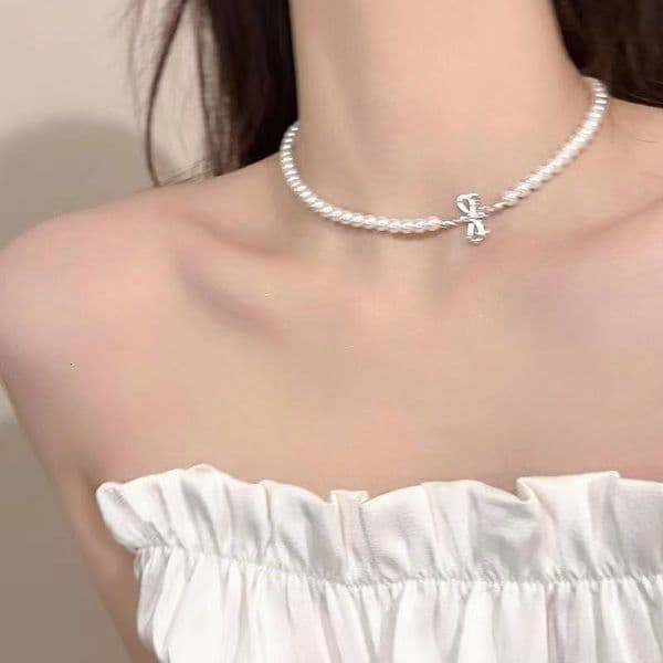 High Quality Gentle Butterfly Pearl Necklace Light Luxury Niche Design Sense High-end Clavicle Women Internet Celebrity Temperament Neck Chain Accessories