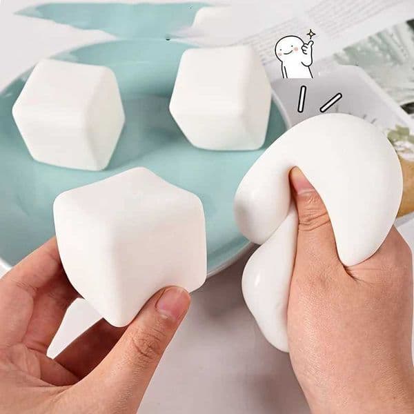 1Pc Shaping Tofu Soft Pinch Slow Rebound Squeeze Toy for Kids Adult Pop Fidget Toys Children Sensory Entertainment Games Gifts M260518