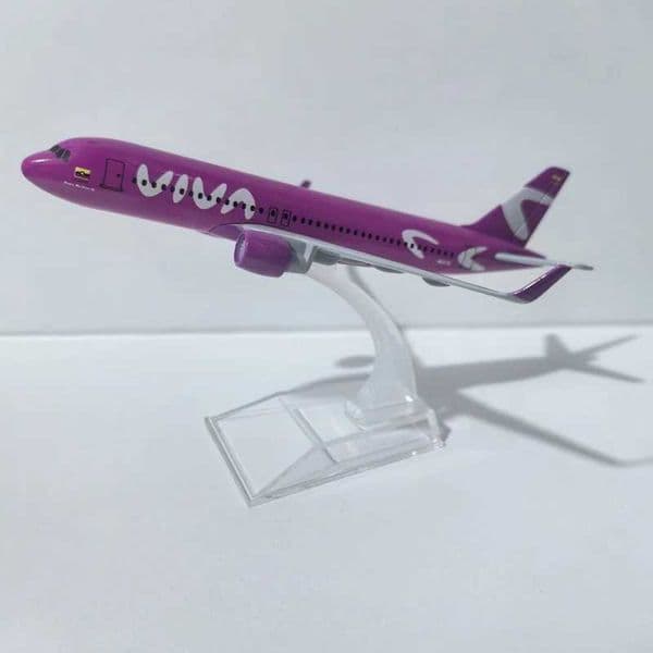 2026 New JASON TUTU 16Cm Columbia A320 Aircraft Model Planel Airplane Diecast Metal Planes Collect Gifts L260518xoyd Free Shipping B