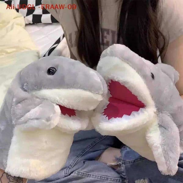 "Child's Birthday Gifts - Adorable 22cm Shark Hand Puppet, Plush Animal Arm Glove Toy J260518