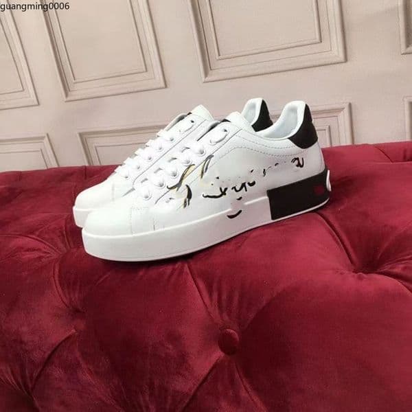 Designer sneakers men Womens casual shoes Fashion White Genuine Leather Luxury Flower Embroidered Flat sports