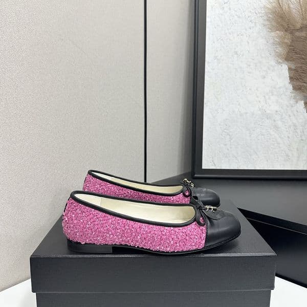 Designer Retro Square Toe Shoes Womens Luxury Summer Loafers Ladie Flat Casual shoes Leather Outsole Sizes 35 41 ytrg00001
