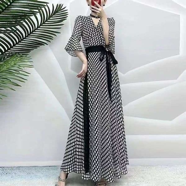 Summer New French Light Luxury Elegant Waist-Cinching Tie-Waist V-Neck Slimming Plaid Dress For Women