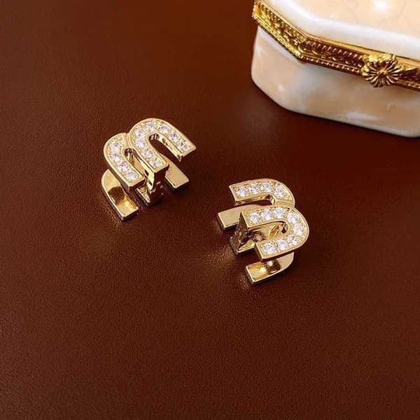 Double-sided Zircon Dripping M Letter Light Luxury High-end Hoop Earrings French Personality Design Fashion Temperament Earring Q260520