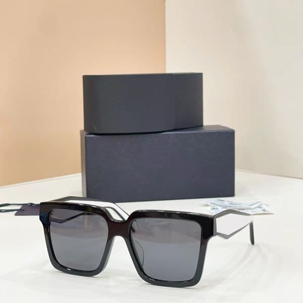 Sunglasses For Men Women Fashion 24Z Summer Designer Stylish High Street Hip Hop Style Anti-Ultraviolet UV400 Plate Square Full Frame Glasses Random Box