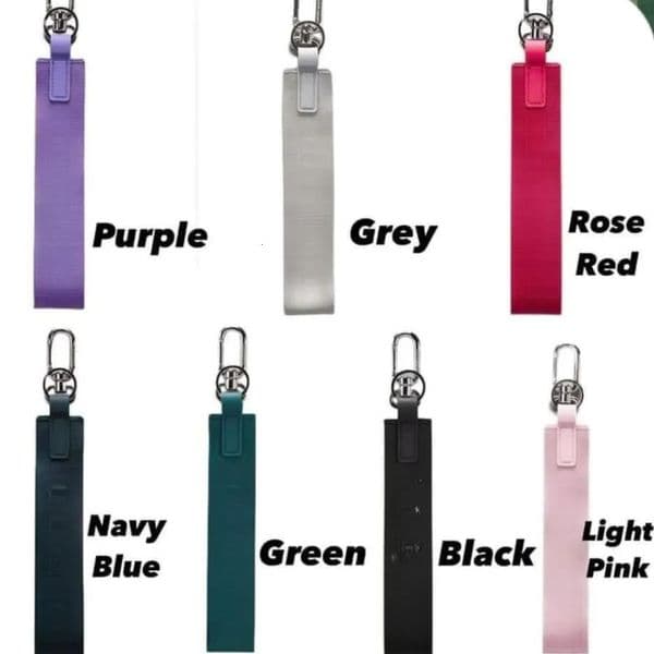 2026 New High outdoor Quality Zinc Alloy Keychain Multiple Colors Designer Keyring Unisex Portable Anti Loss Free Shipping 02