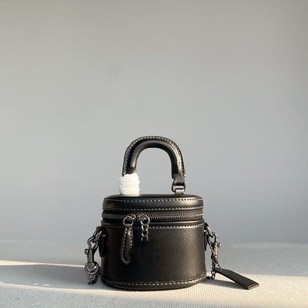 Trail luxury designer women's shoulder bag fashion handbag luxury leather solid color black brown mini crossbody bag bucket bag printed metal letters
