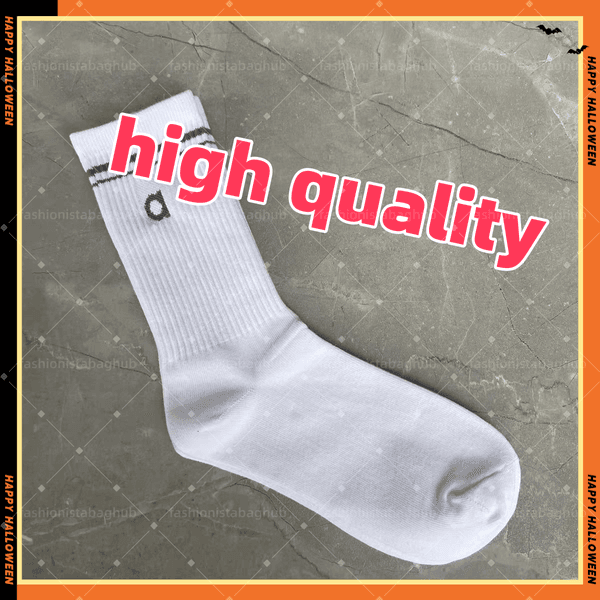 throwback sock women sport sock mens sock cotton medium tube sock four seasons comfy classic stretchy socks 2026
