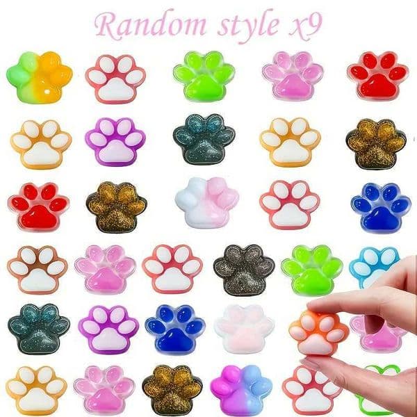 Mini Cat Paw Squishy Toy Carrot Shaped Stress Ball Perfect for Kids Party Favors Classroom Rewards and Holiday Gifts Z260521