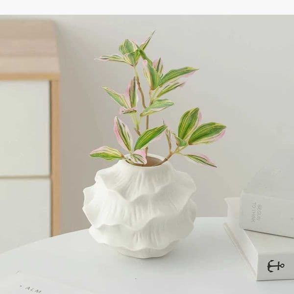 White Ceramic Vase Irregular Fold Calabash Flower Vase Floral Arrangement Accessories Flower Pot Room Decoration Accessories L260521