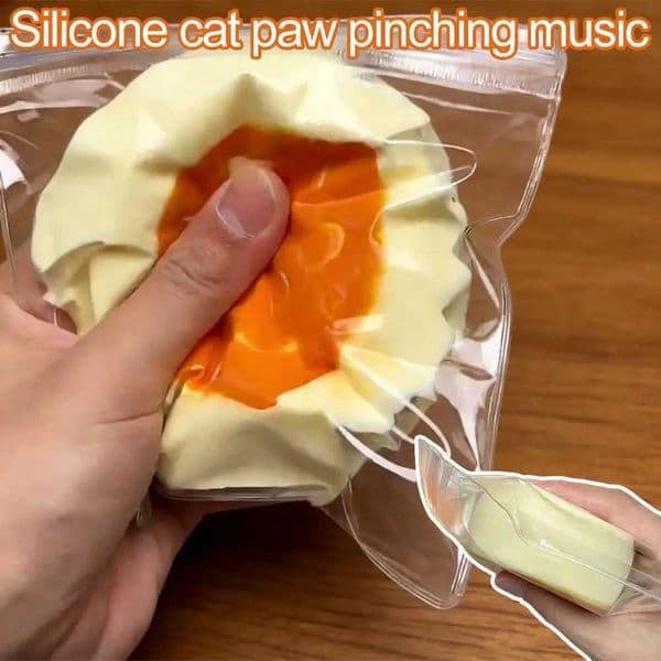 Silicone Cat Paw Squeeze Fun Cheesecake Textured Stress Relief Toy Sticky Bag Food Toy Bread Slow Rebound Girls Squeeze Toy M260521