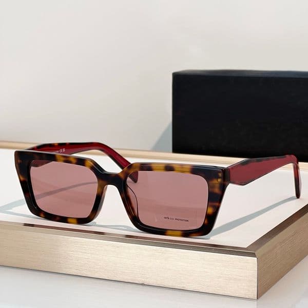 Havana Red Square Sunglasses for Women UV Protection Lens Sun Shades Glasses Anti-Reflective Protection Eyewear