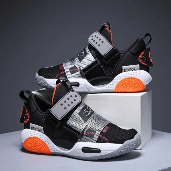 2024 New Childrens Basketball Shoes For Boys Girls Non-slip Kids Sport Shoes Lightweight Outdoor Sneakers Trainers FootwearJ260521