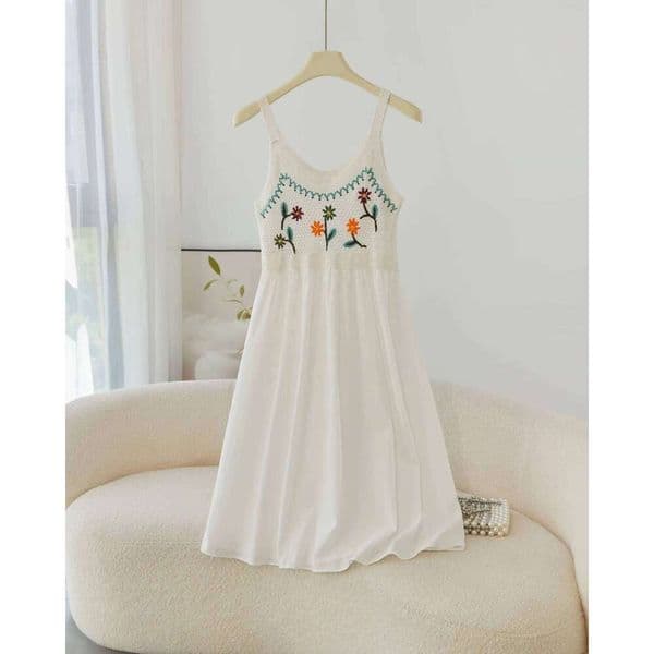 Custom Women's Casual Tank Top Dress In Bohemian Style With Floral Embroidery Makoufei
