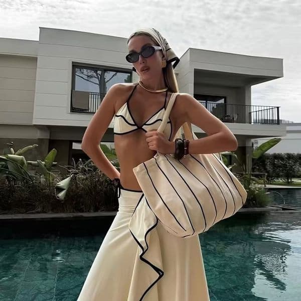 Three-piece black and white two-tone women's swimsuit, triangle strap bikini, INS beach dress
