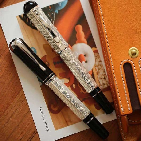 MAJOHN Last P138 Classical Differential Pistons Absorbing Octahedral Etched Pattern Silver Plated Ink Pen 26Y0522