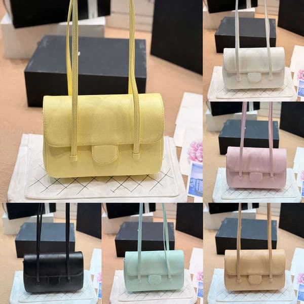 TOP 26C Women Designer Square Flap Bag Calfskin Caviar Leather Classic Gold Metal Hardware Two Shoulder Straps Luxury Burgundy Makeup Handbag Suitcase