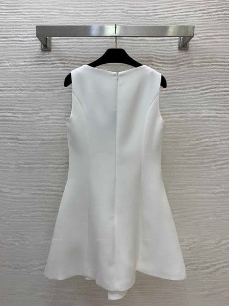 Top Crew neck women dress Summer lady dresses women designer clothes metal accessories decoration large swing sleeveless vest dresses A015X01N073